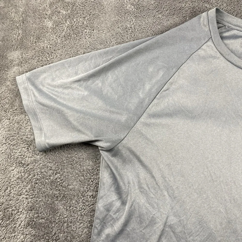 Under‎ Armour Loose Heatgear Shirt Mens Small Gray Raglan Short Sleeve